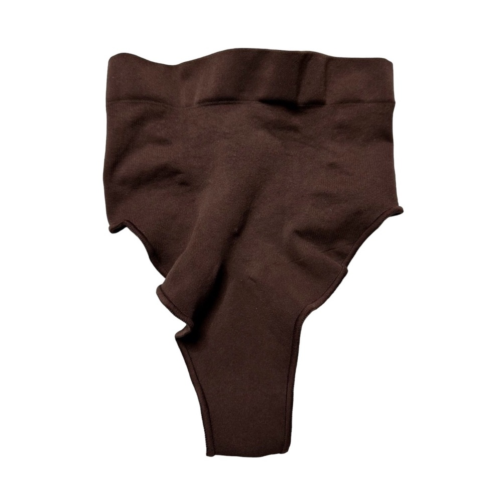 NEW Skims Seamless Sculpt Mid Waist Thong in Cocoa Women’s S/M